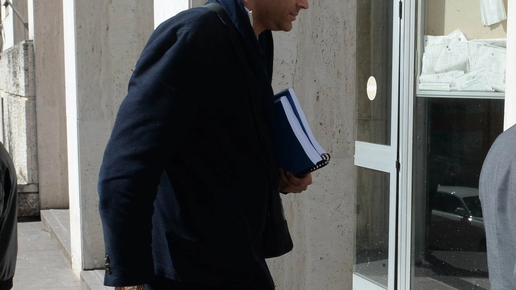 Massimiliano Boccio in tribunale per depositare gli atti (foto Frasca)