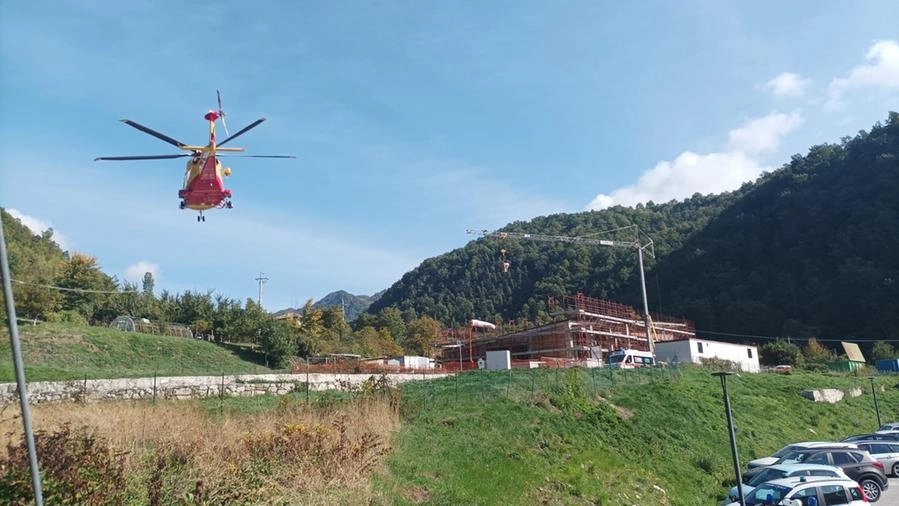 Operaio muore in un infortunio sul lavoro in provincia di Ascoli