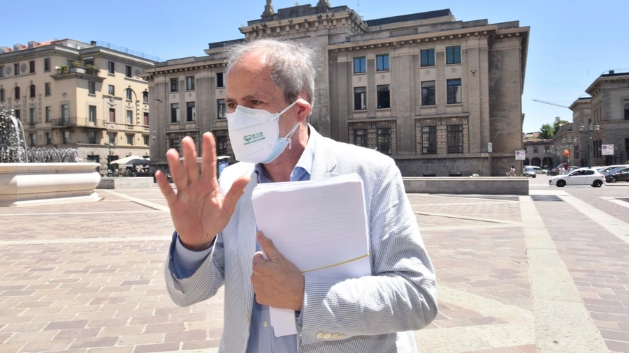 Professore dell'Università Padova difende Crisanti: "Scienza non può diffamare"