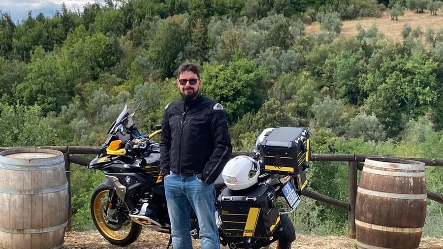Mattia Guarnieri con la sua moto