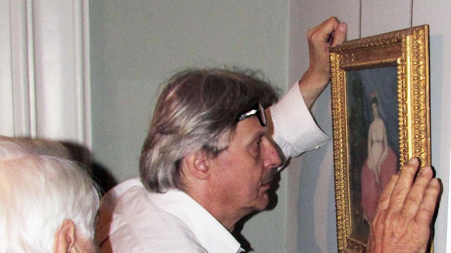 Vittorio Sgarbi in visita alla Fondazione Carisp