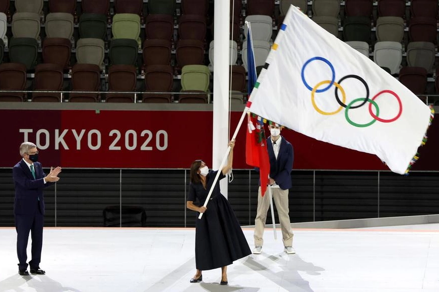 La consegna della bandiera olimpica: verso Parigi 2024