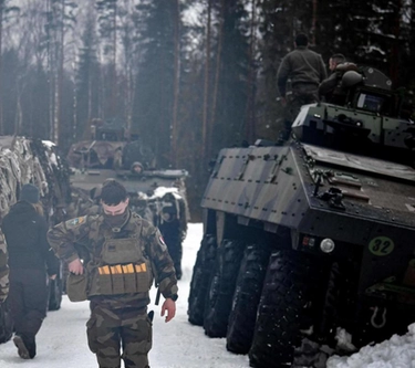 Ucraina-Russia, il generale svela le carte di Putin: "Blitz per evitare accerchiamenti"