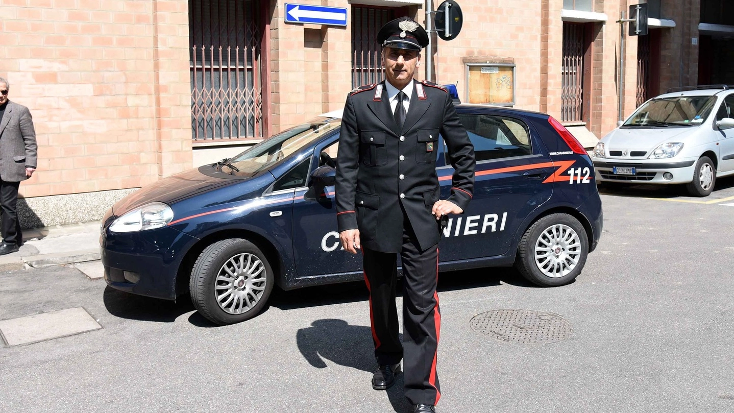 I carabinieri in piazzetta Toti