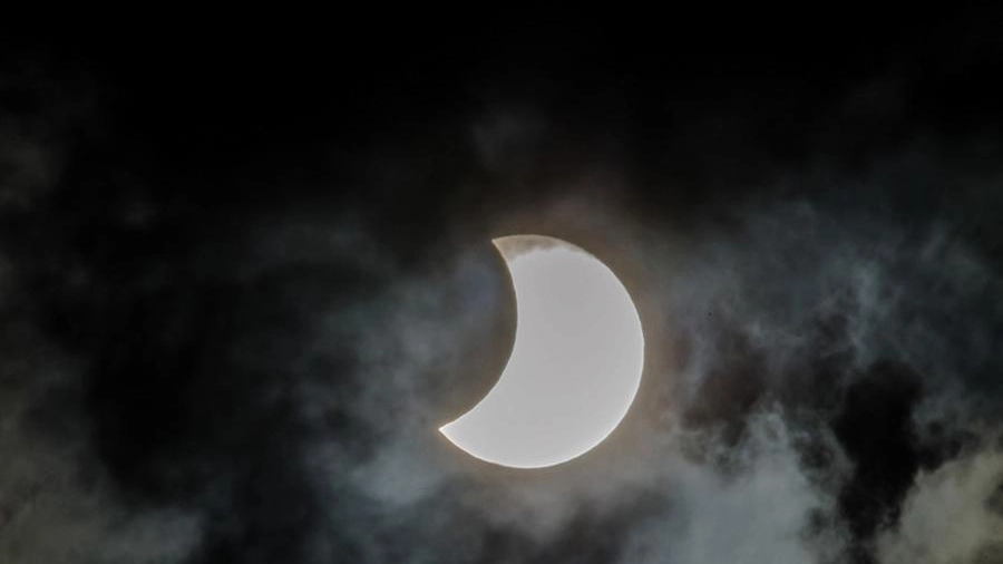 19 novembre 2021: ultima eclissi lunare dell'anno