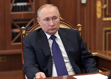 Putin e il linguaggio del corpo: "Sarà il diavolo ma non è pazzo"
