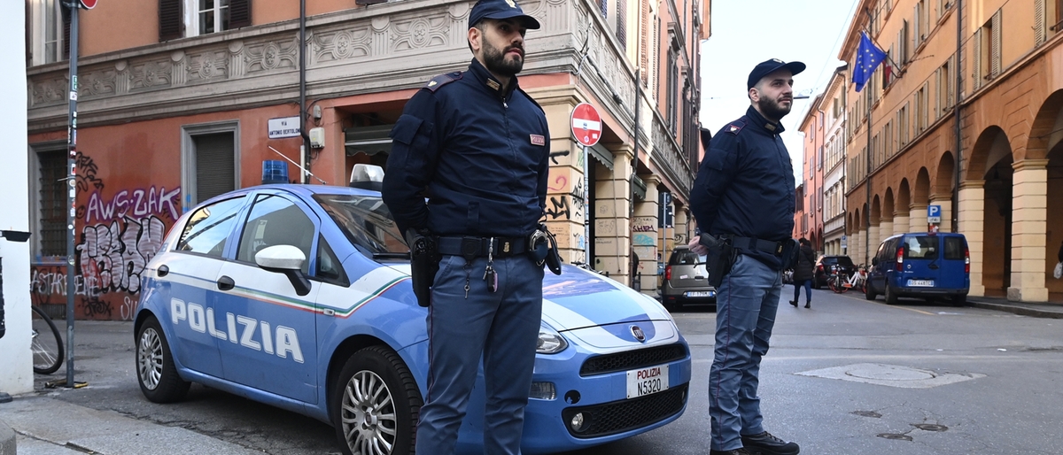 Violenza sessuale a Bologna, il giovane sott’accusa: “Ero ubriaco, non ricordo nulla di quella sera”
