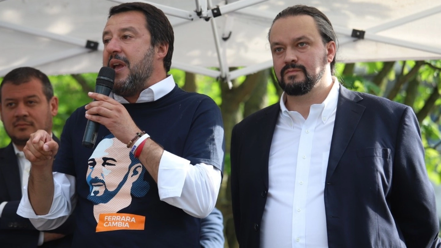 Il leader della Lega Matteo Salvini e il sindaco Alan Fabbri 