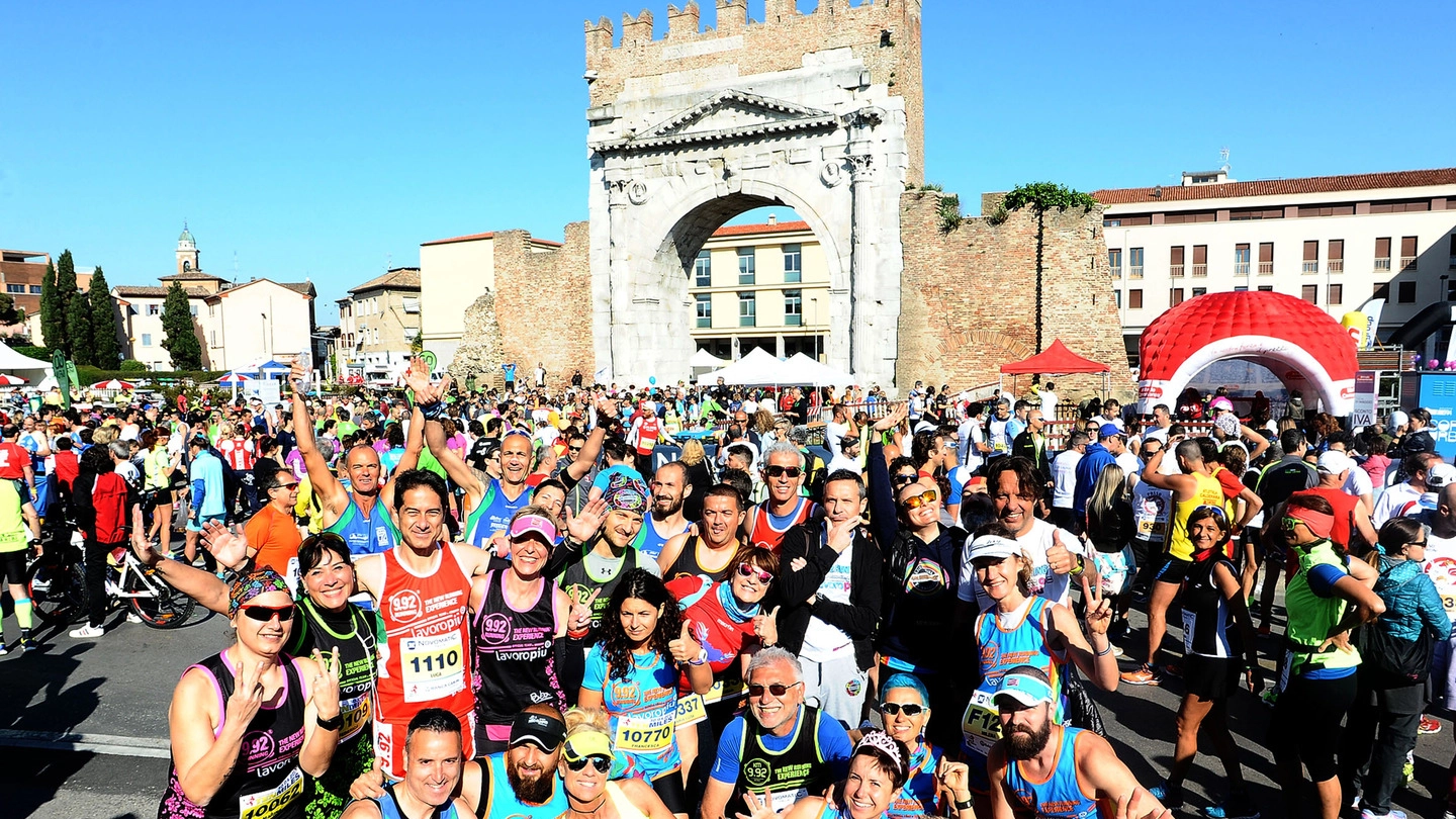 Foto di gruppo della maratona (foto Migliorini)