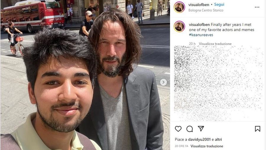 Il presento selfie con Keanu Reeves a Bologna