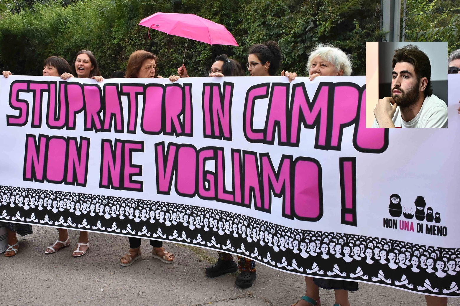 Manolo Portanova (nel riquadro) e la manifestazione delle donne contro il suo ingaggio nella Reggiana dopo la condanna in primo grado per stupro