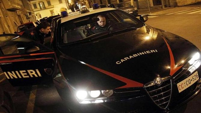 I carabinieri a caccia della banda (foto d’archivio)