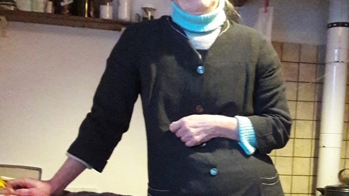 Vilma Marchetti, 61 anni, nella cucina della casa a Castiglione dei Pepoli
