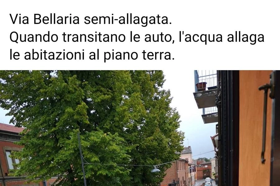 Via Bellaria allagata a Ferrara (foto da Facebook) 
