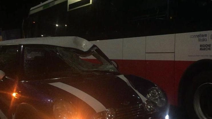 Incidente mortale a Falconara, l'auto dell'operaio che ha investito Orlandini