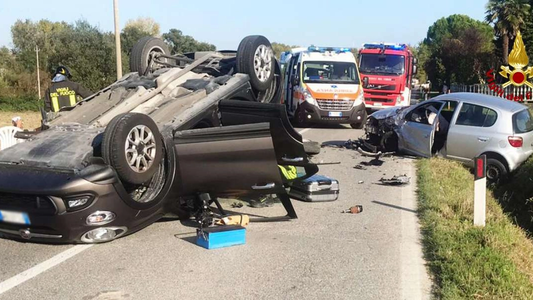 Osimo, incidente in via Filottrano: due feriti