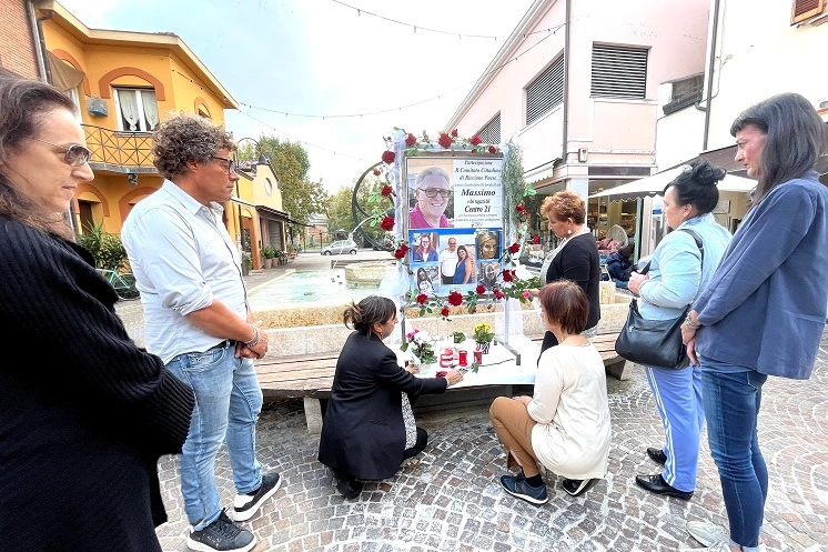 Preghiere a Riccione per le vittime della strage in A4
