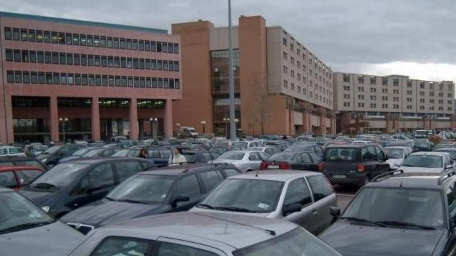 L’ospedale Torrette di Ancona (foto Antic)