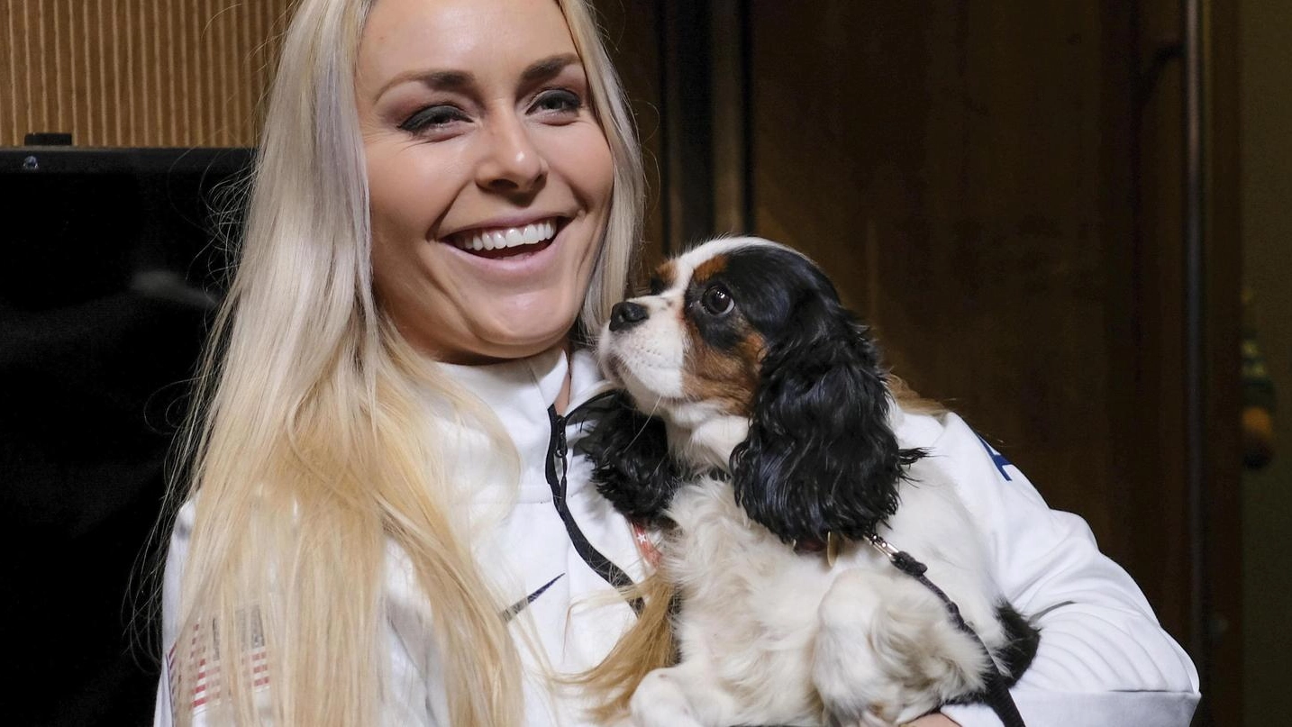 Lindsay Vonn, 33 anni, con la sua adorata cagnolina bolognese Lucy