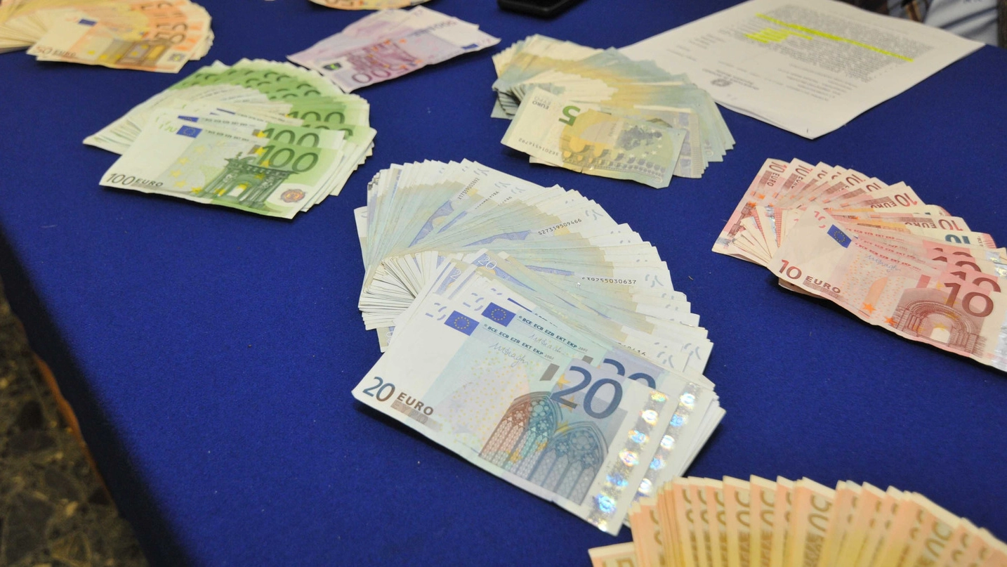 Le tangenti sarebbero per un giro di 330mila euro (foto archivio)