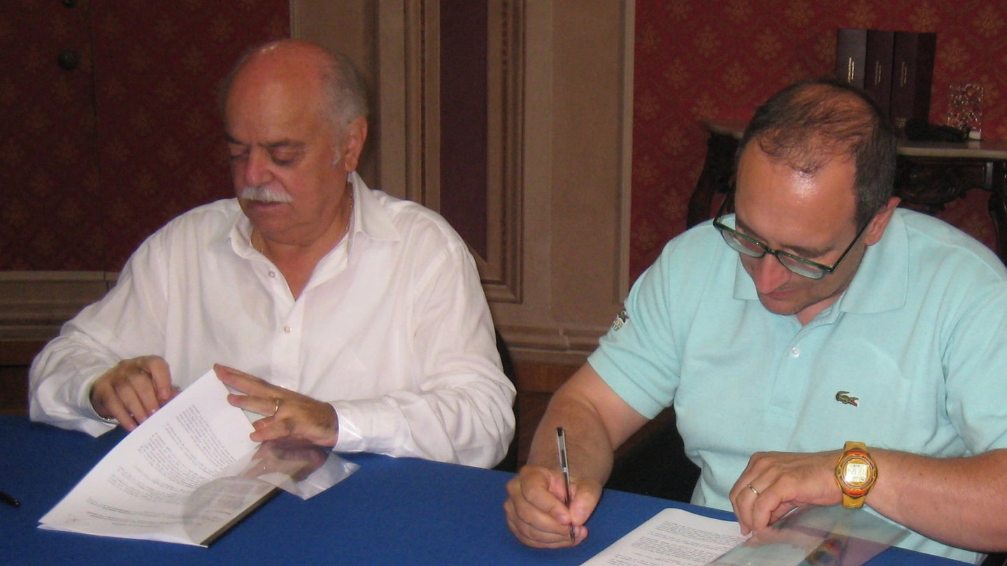 Civitanova Marche (Macerata), Pettinari e Corvatta firmano l’intesa sull’ex liceo di Fontespina