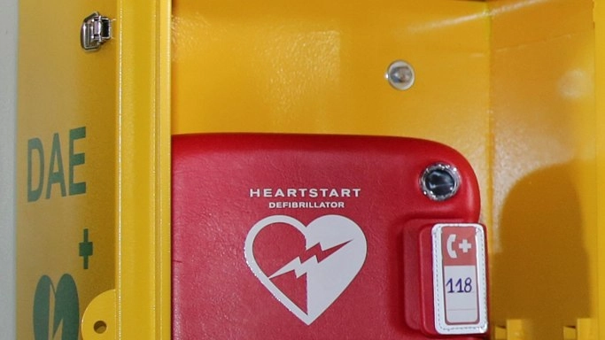 Un defibrillatore (foto d'archivio)