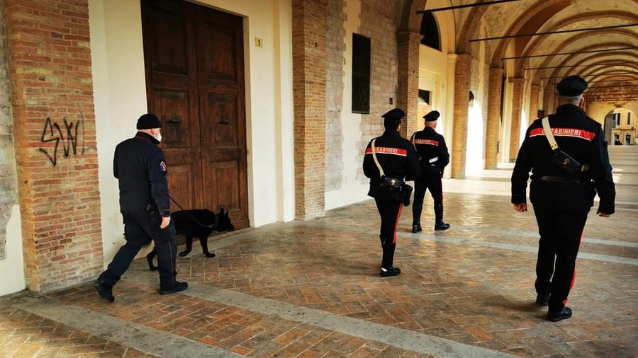 I carabinieri sono entrati in azione in centro