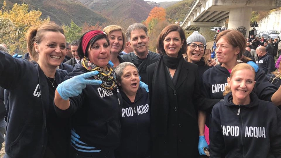 La presidente della Camera, Laura Boldrini, in visita nei luoghi del terremoto (Dire)