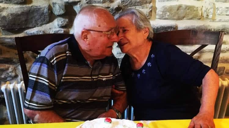 Giuseppe e Claudia festeggiano 75 anni di matrimonio (Foto Pisciolini)