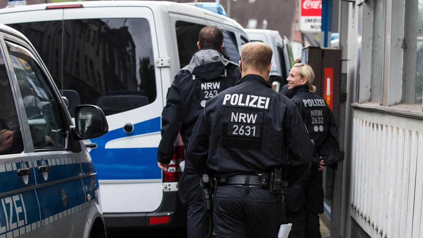 Tassista partito da Bologna bloccato in Germania dalla polizia con l’accusa di traffico di migranti (Foto di repertorio Ansa)