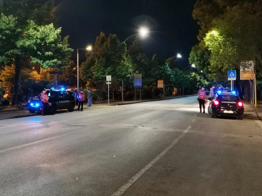 Sassoferrato, auto fa manovra e investe un uomo: muore 62enne