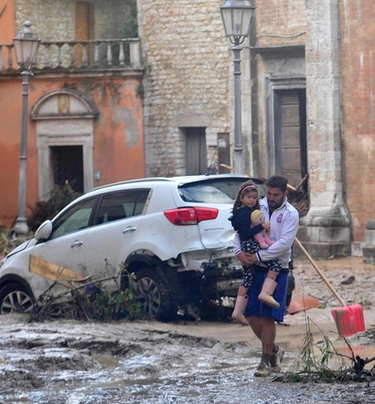 Alluvione Marche, la strage delle famiglie. "Sembrava l’Apocalisse". Il reportage