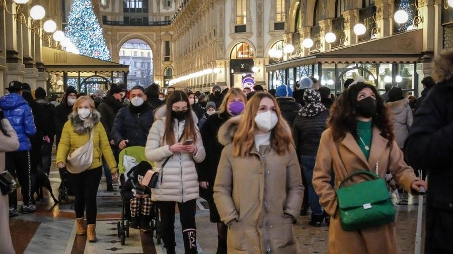 Turisti a Milano nella Galleria: con il ritorno in zona bianca si attendono più visitatori