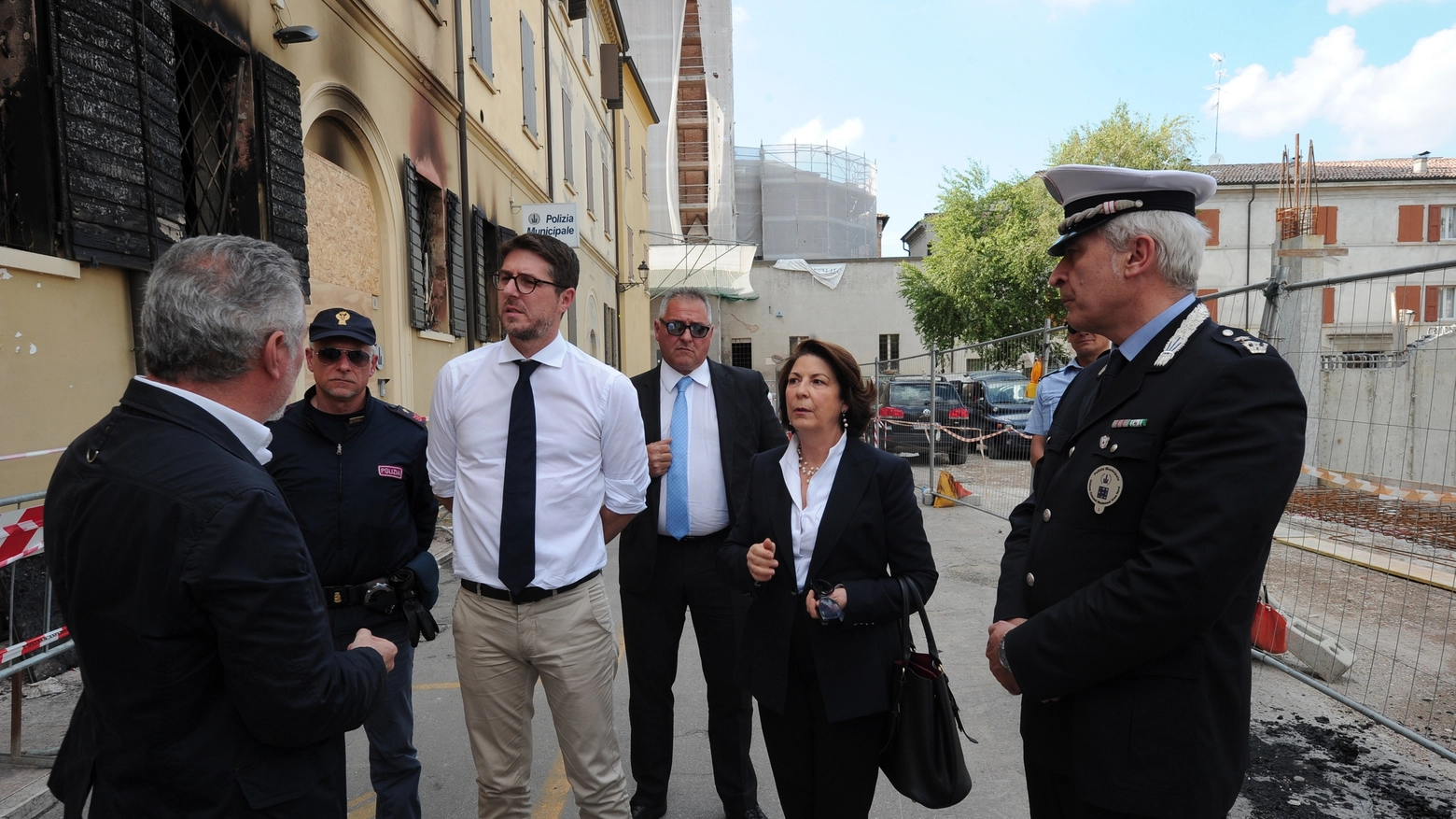 Nicola Molteni sotto segretario interni in visita a Mirandola (Fotofiocchi)