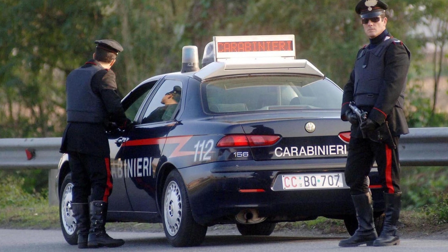 Sul posto sono intervenuti  i carabinieri (foto d’archivio)
