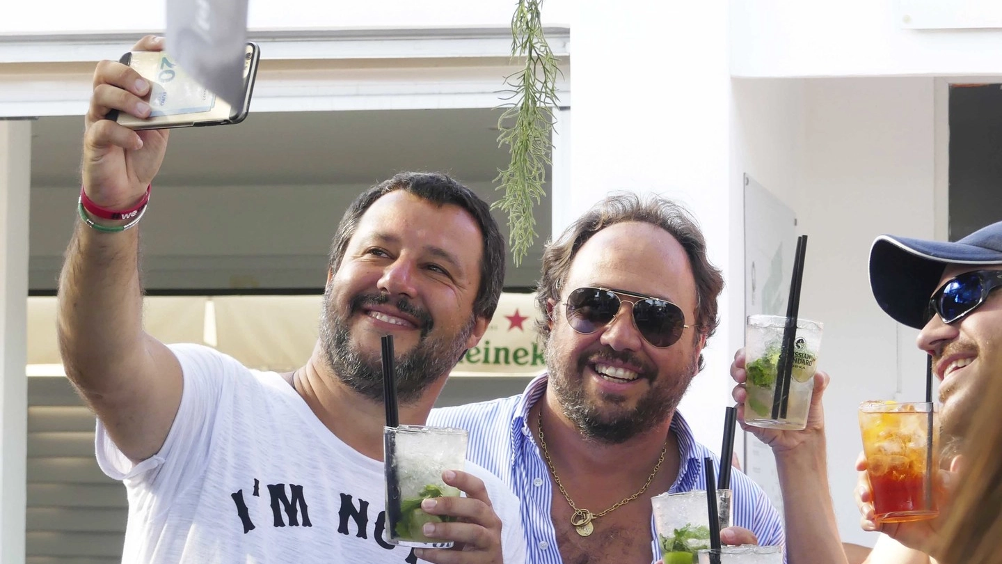 Massimo Casanova con Matteo Salvini la scorsa estate