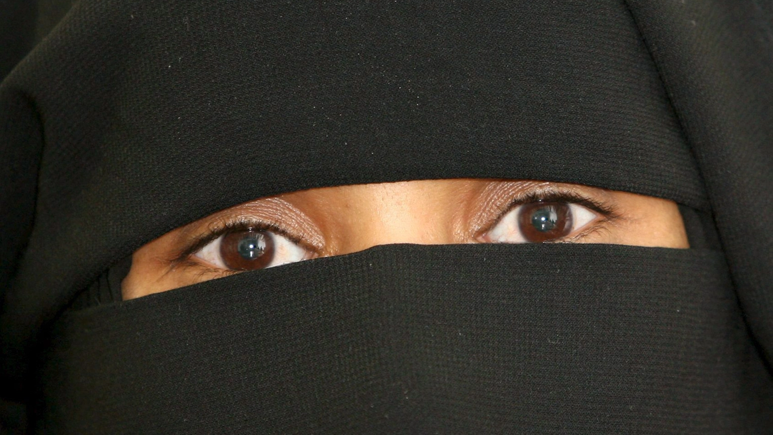 La ragazzina si era tolta il velo islamico: un gesto pagato a carissimo prezzo 
