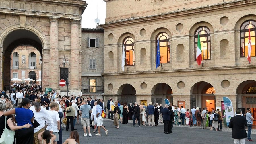 La prima 2022 del Macerata Opera Festival ha riportato a riempire lo Sferisterio