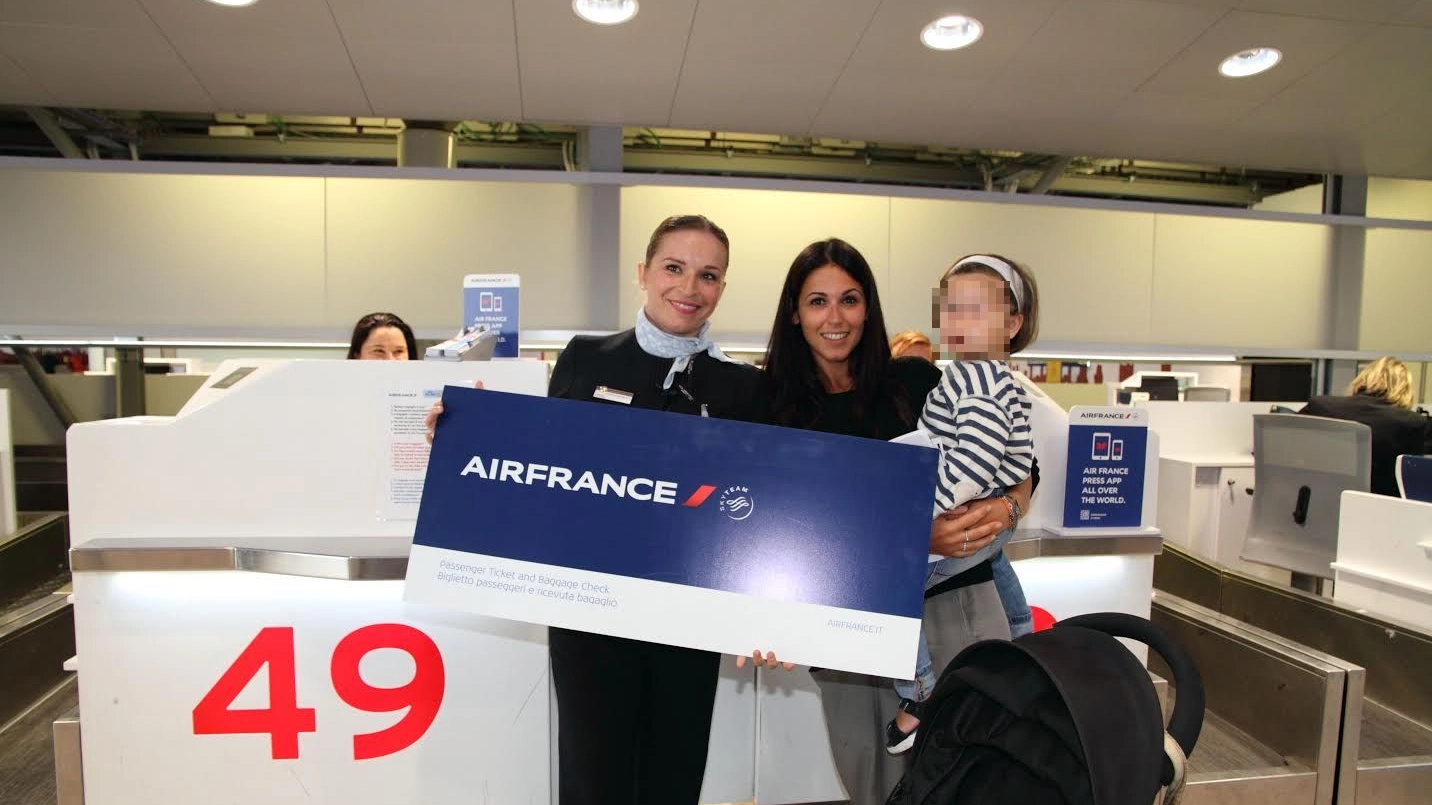 La passeggera premiata da Air France con due biglietti Bologna-Parigi