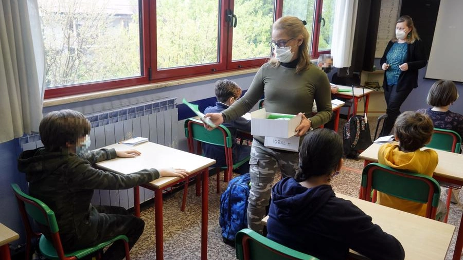 Covid a scuola: cambia il protocollo dell'Emilia Romagna (Foto d'archivio Imagoeconomica)