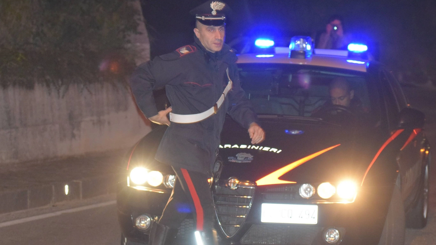 Il marocchino, 24enne, è stato arrestato dai carabinieri