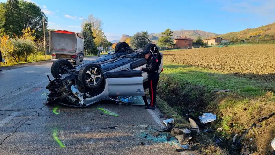 Imola: incidente oggi a Borgo Tossignano, scontro sulla Montanara: grave un uomo