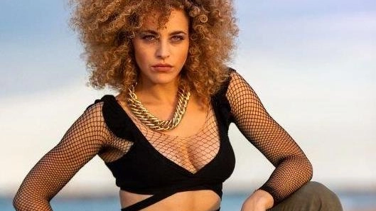 Maria Grazia Tallei ha 29 anni, è nel corpo di ballo di X Factor