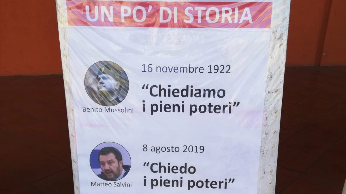 Manifesto contro Salvini, è polemica