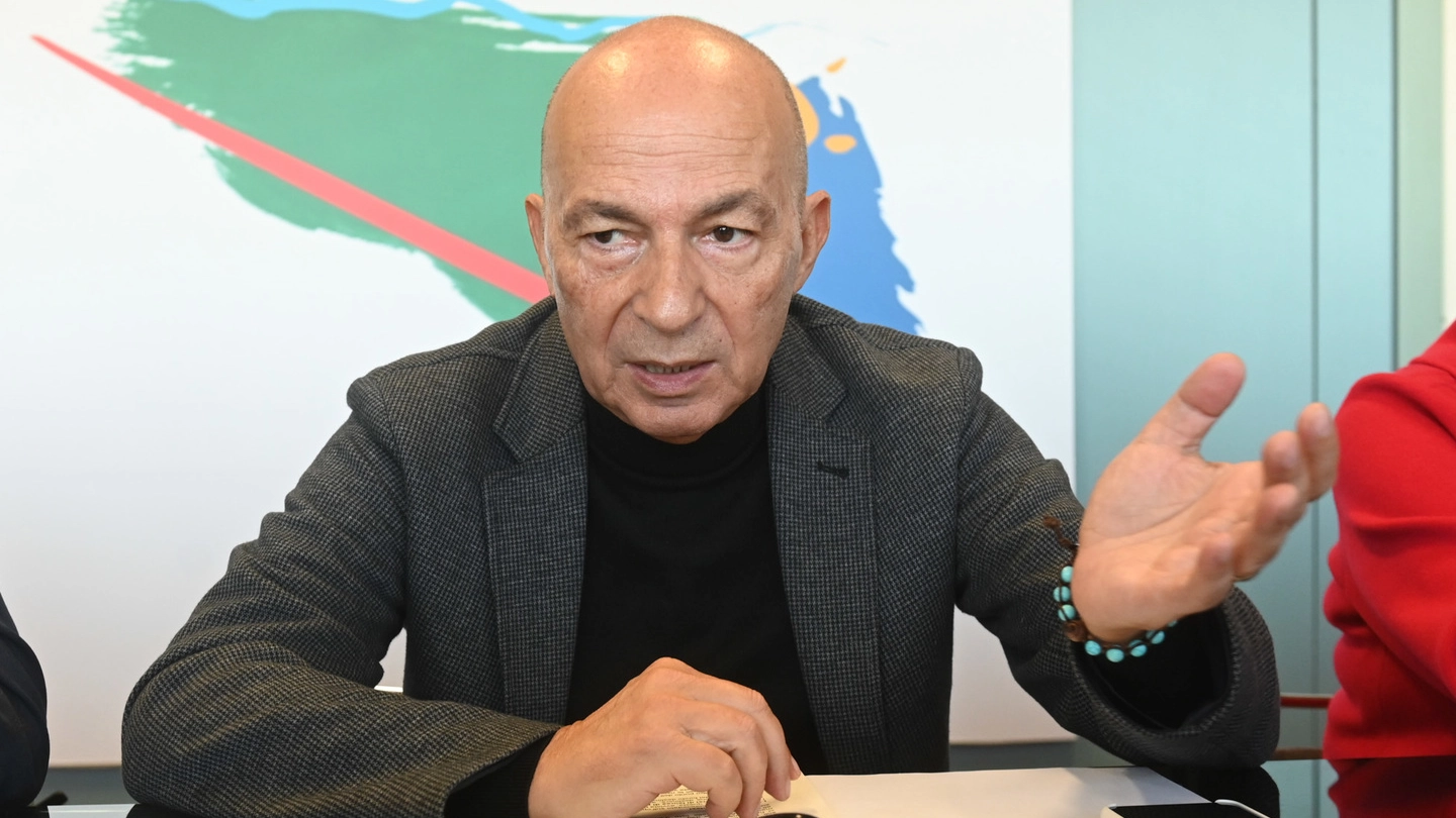 Sergio Venturi, assessore regionale alla Sanità, difende il sistema Emilia-Romagna