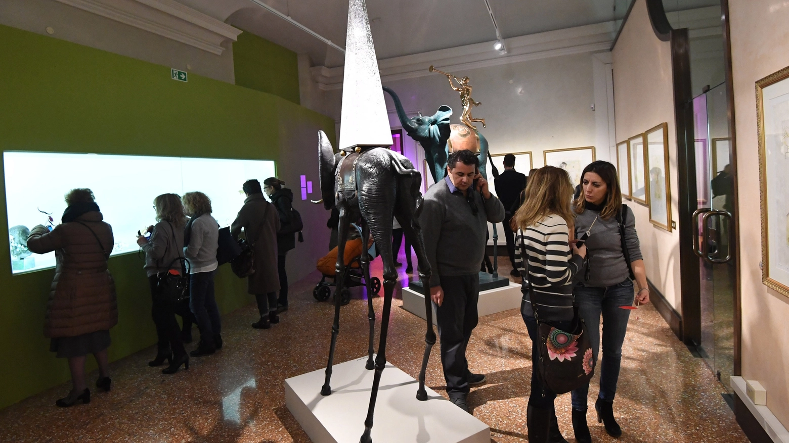 Bologna, tanti visitatori alla mostra Dalì Experience (Schicchi)