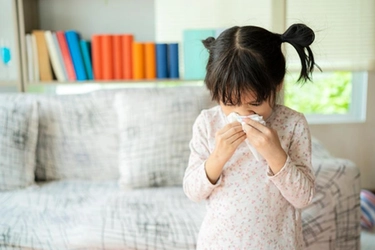 Influenza boom, Bassetti: fa paura. Pediatri preoccupati: reparti in crisi