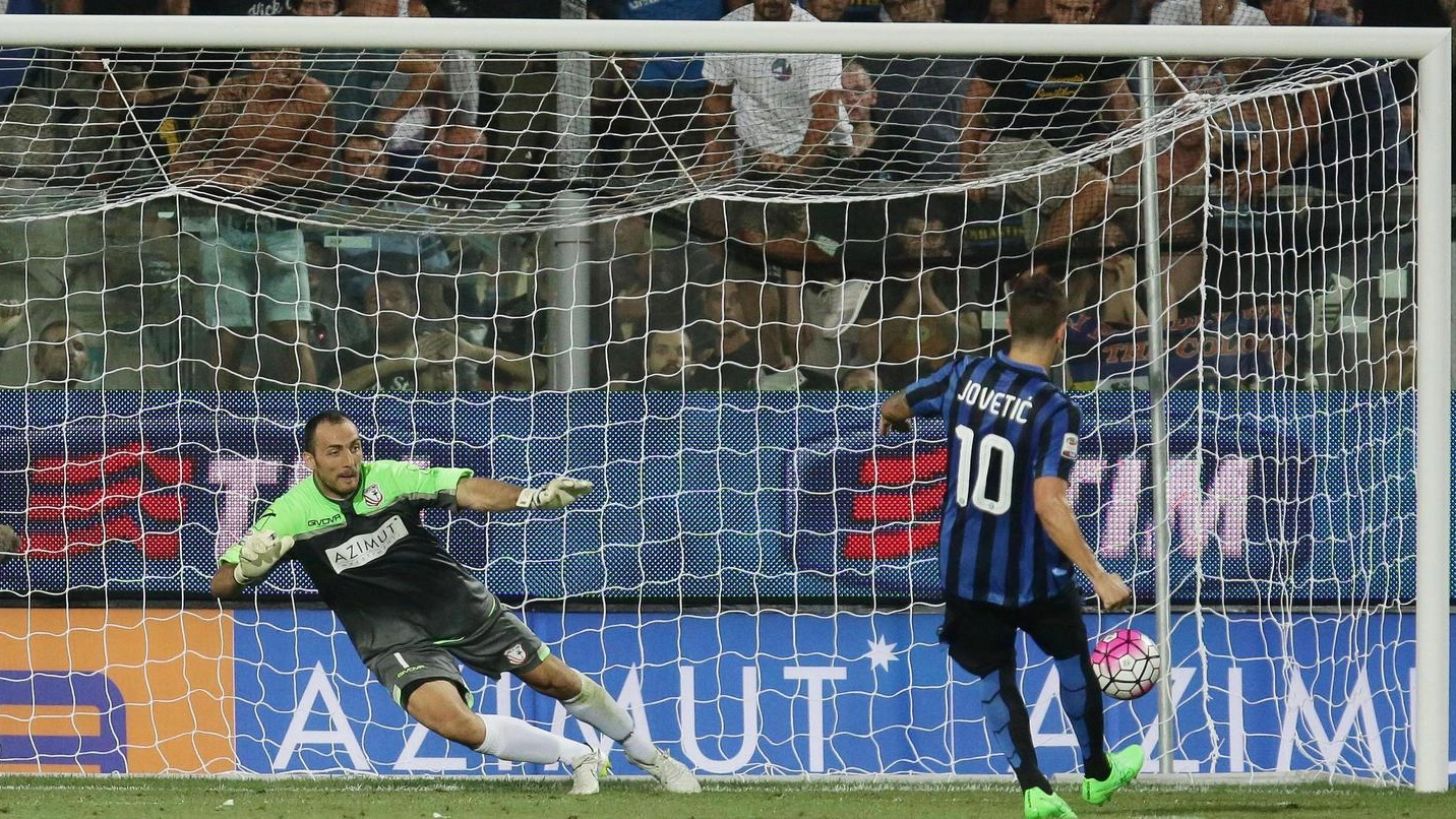 Jovetic batte Brkic dal dischetto e regala la vittoria all’Inter