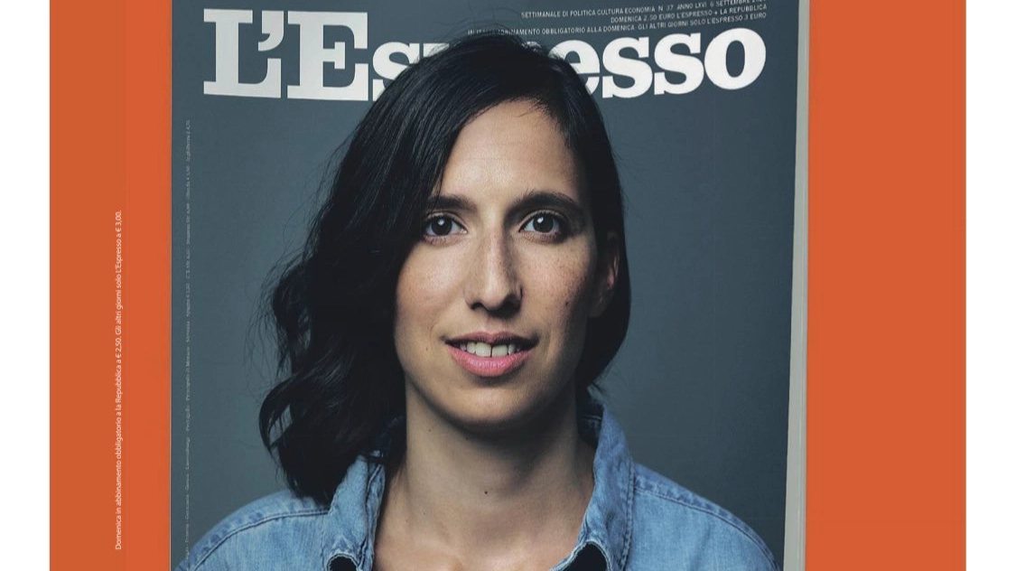 Elly Schlein in copertina sull'Espresso