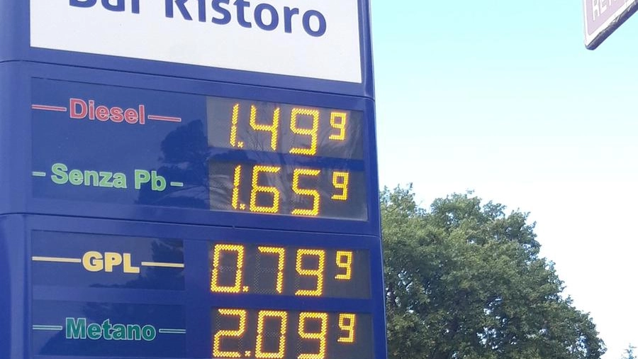 Carburanti, i prezzi a Jesi